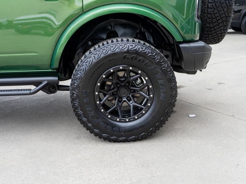 Used 2022 Ford Bronco Black Diamond image 30