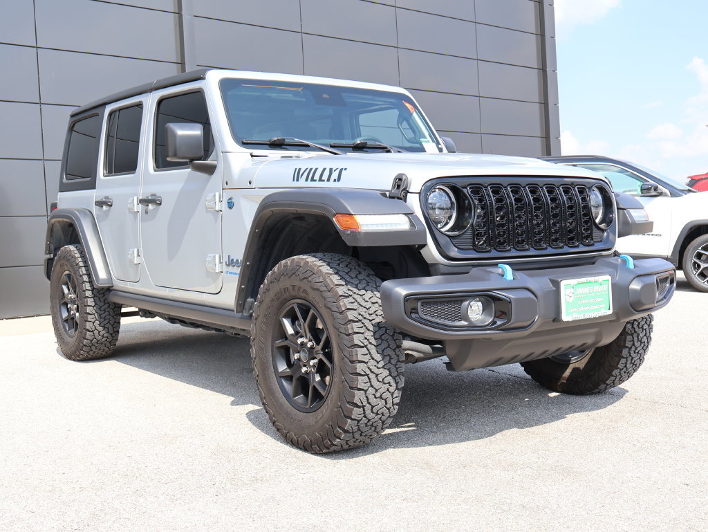 Used 2024 Jeep Wrangler Unlimited AWD/4WD image 6