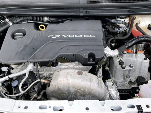 Used 2018 Chevrolet Volt LT image 11