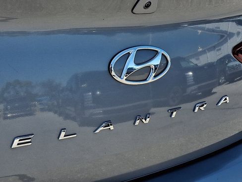 Used 2019 Hyundai Elantra Value Edition FWD image 30