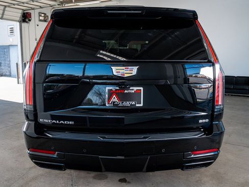 Used 2025 Cadillac Escalade Sport Platinum w/ LPO, Floor Liner Package image 7