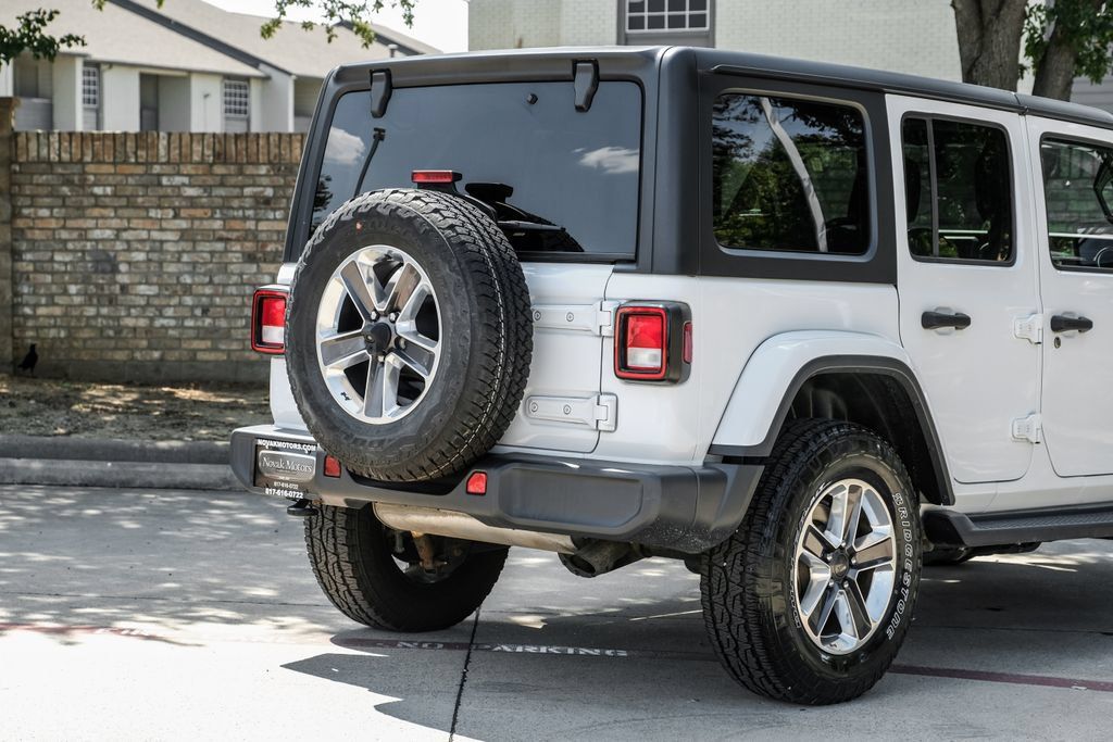 Used 2020 Jeep Wrangler Unlimited Sahara AWD/4WD image 17