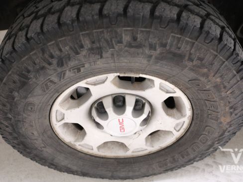 Used 2009 GMC Sierra 2500 SLE w/ SLE Preferred Package image 10