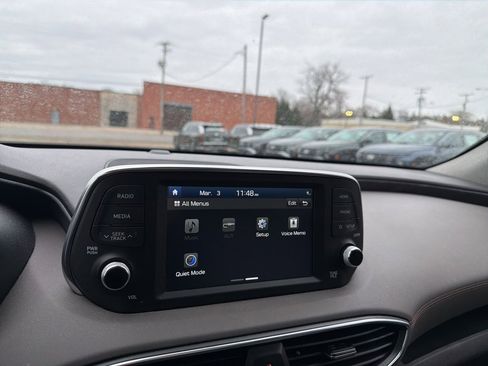 Used 2020 Hyundai Santa Fe SEL image 25