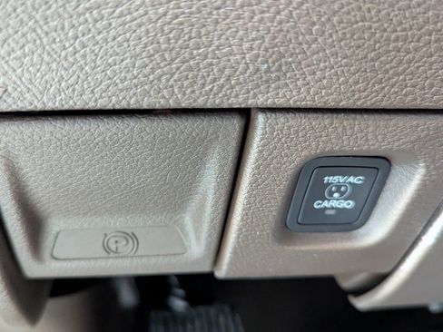 New 2026 RAM 2500 Limited image 15