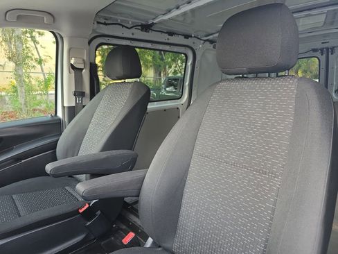 Used 2021 Mercedes-Benz Metris image 22