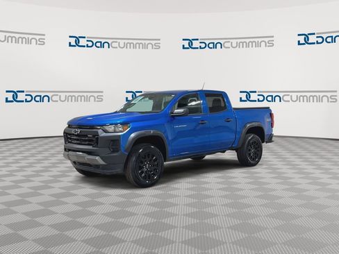 Used 2023 Chevrolet Colorado Trail Boss w/ Advanced Trailering Package AWD/4WD image 4