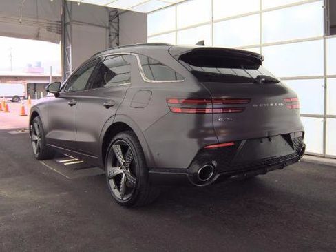 Used 2023 Genesis GV70 2.5T w/ Sport Prestige Package AWD/4WD image 4
