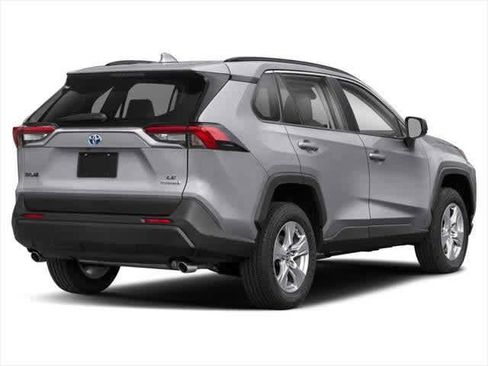 Used 2025 Toyota RAV4 LE image 2