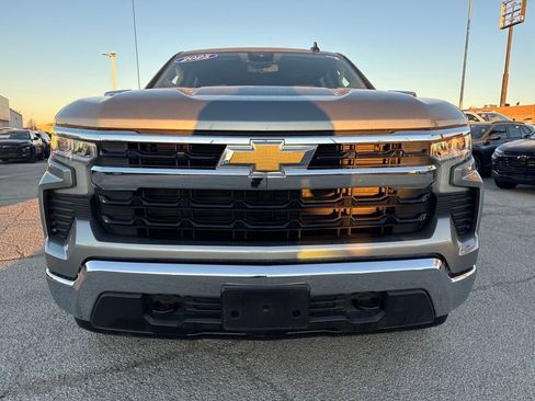 Used 2025 Chevrolet Silverado 1500 LT image 10