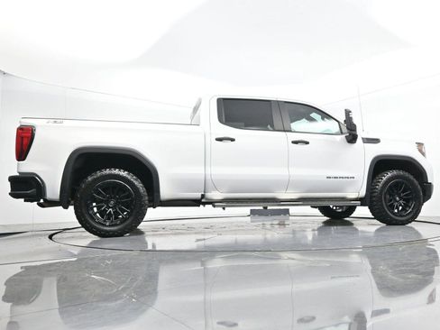 Used 2021 GMC Sierra 1500 4x4 Crew Cab w/ Sierra Value Package image 50