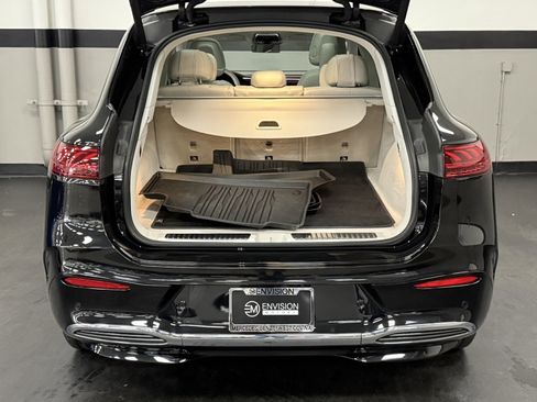 Certified 2023 Mercedes-Benz EQS 580 4MATIC SUV image 17