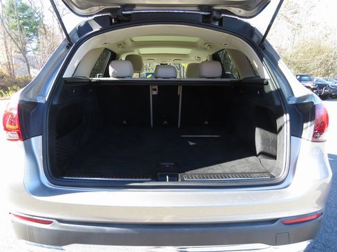 Used 2021 Mercedes-Benz GLC 300 4MATIC image 18