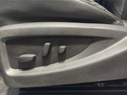 Used 2016 GMC Sierra 2500 SLT w/ Duramax Plus Package image 17