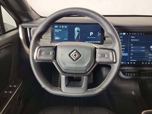 Used 2024 Rivian R1S Adventure AWD/4WD image 28