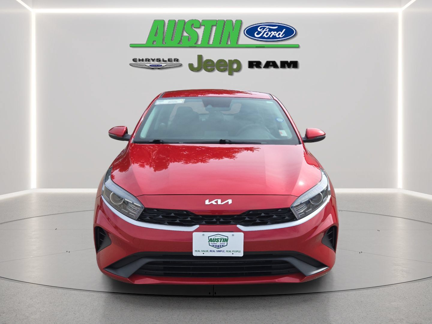 Used 2023 Kia Forte LXS w/ LXS Technology Package FWD image 8