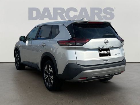 Used 2023 Nissan Rogue SV AWD/4WD image 5