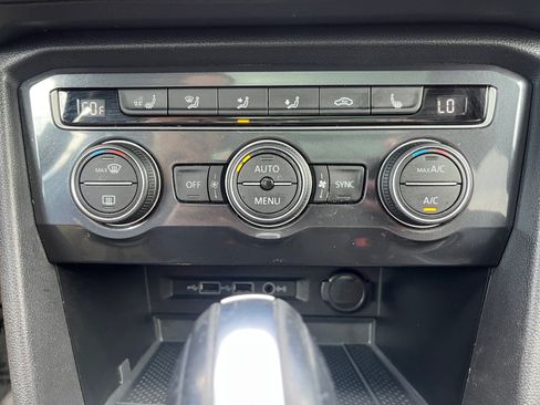 Used 2020 Volkswagen Tiguan SEL Premium R-Line w/ 3rd Row Seat Package AWD/4WD image 20