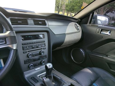 Used 2012 Ford Mustang GT Premium w/ Brembo Brake Pkg RWD image 12