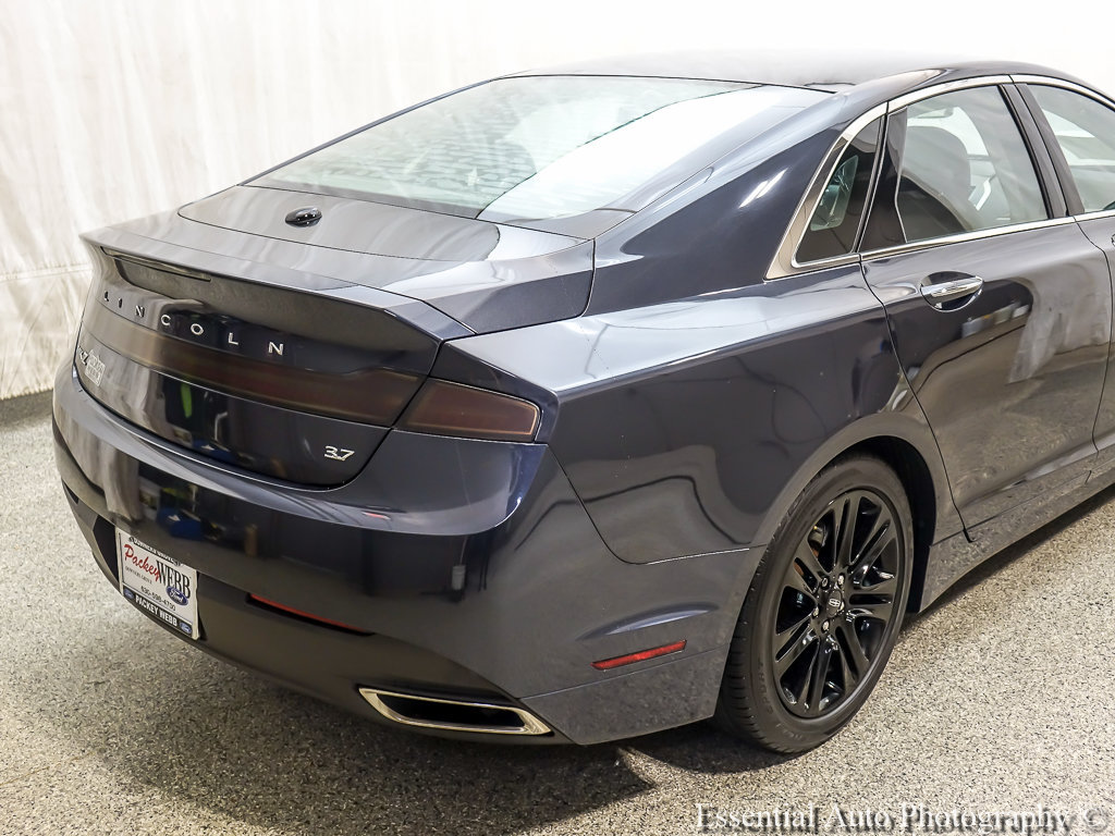 Used 2013 Lincoln MKZ FWD image 7