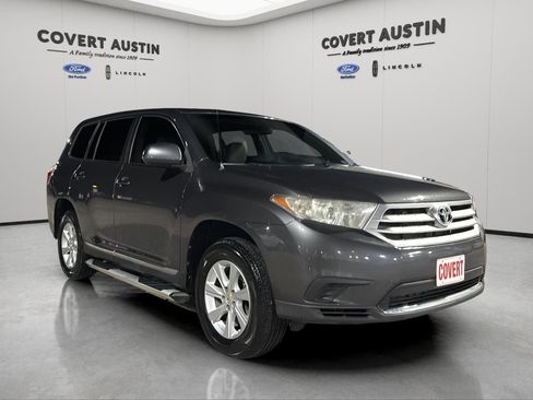 Used 2011 Toyota Highlander 2WD image 7