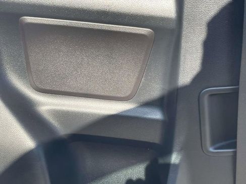 Used 2020 Toyota Tacoma SR RWD image 9