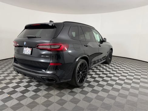 Used 2021 BMW X5 sDrive40i w/ M Sport Package image 3