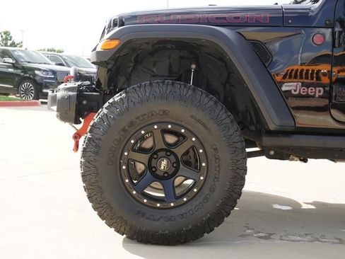 Used 2020 Jeep Gladiator Rubicon AWD/4WD image 5