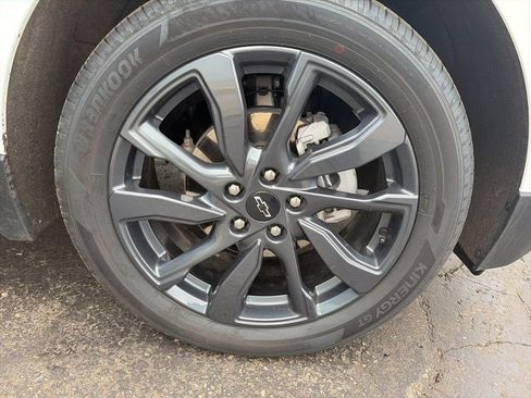 Used 2024 Chevrolet Equinox RS w/ LPO, Floor Liner Package image 6