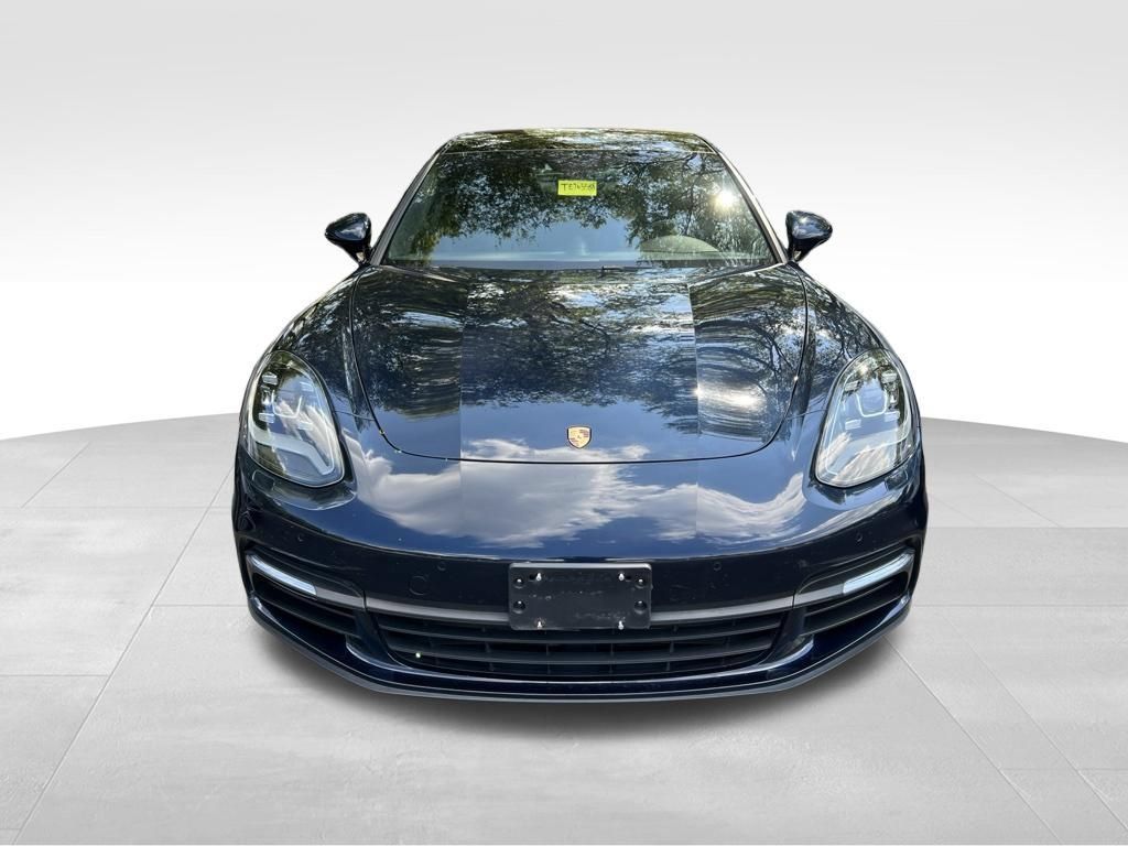 Used 2017 Porsche Panamera 4 AWD/4WD image 3