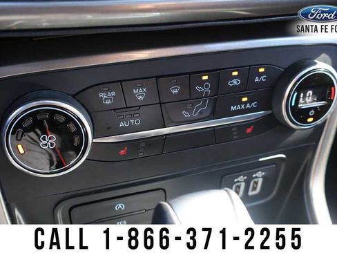 Used 2021 Ford EcoSport SE image 38