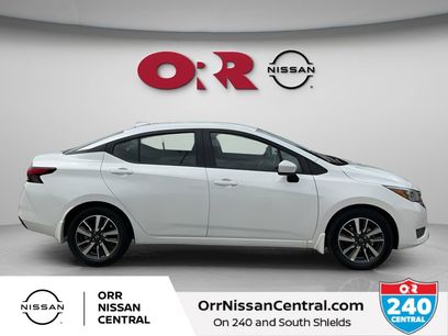 New 2025 Nissan Versa SV w/ Trunk Package