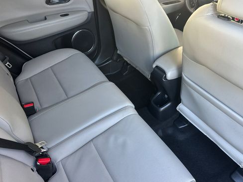 Used 2021 Honda HR-V EX-L image 30