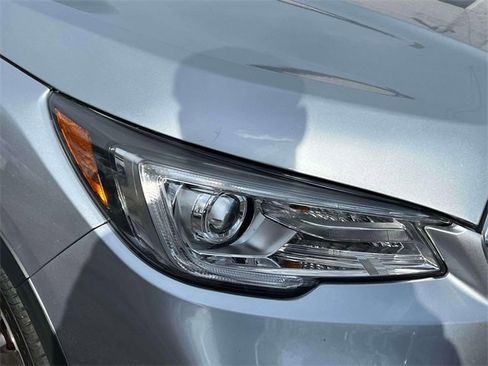 Used 2022 Subaru Ascent Limited w/ Popular Package #2A image 9