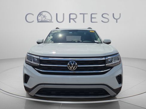 Used 2021 Volkswagen Atlas SE w/ Panoramic Sunroof Package FWD image 4
