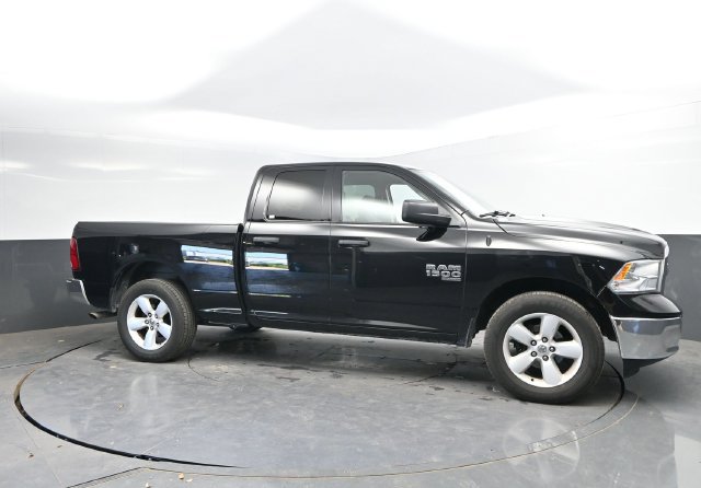 Used 2024 RAM 1500 Classic SLT AWD/4WD image 4