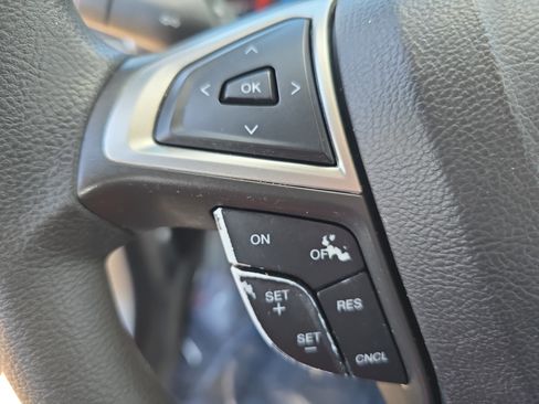 Used 2013 Ford Fusion SE image 17