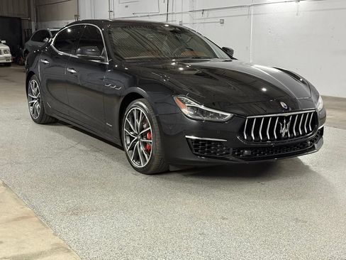 Used 2019 Maserati Ghibli S GranLusso AWD/4WD image 3