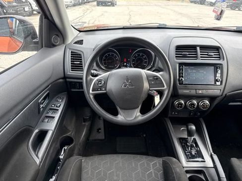 Used 2022 Mitsubishi Outlander Sport FWD image 16