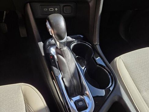 Used 2021 Buick Encore GX Select image 27