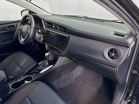 Used 2019 Toyota Corolla LE image 33