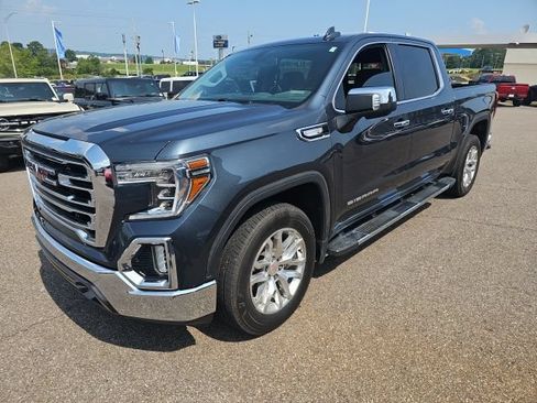 Used 2019 GMC Sierra 1500 SLT RWD image 3