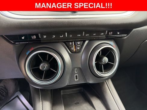 Used 2023 Chevrolet Blazer LT w/ Convenience Package AWD/4WD image 28