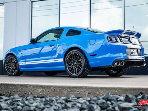 Used 2013 Ford Mustang Shelby GT500 RWD image 55