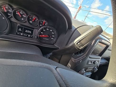 Used 2024 Chevrolet Silverado 1500 Custom image 20