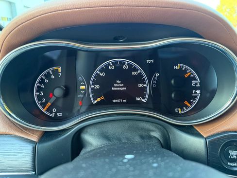 Used 2016 Jeep Grand Cherokee Summit w/ Platinum Series Group AWD/4WD image 12
