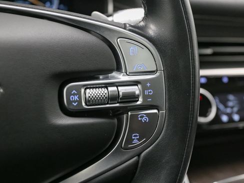 Used 2022 Genesis GV80 3.5T Prestige Signature w/ Winter Weather Package image 40