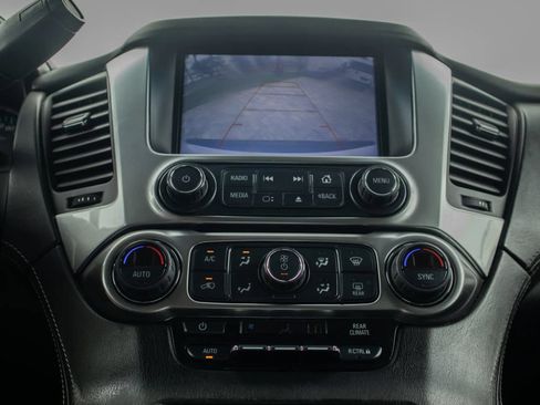 Used 2018 Chevrolet Tahoe LS RWD image 23