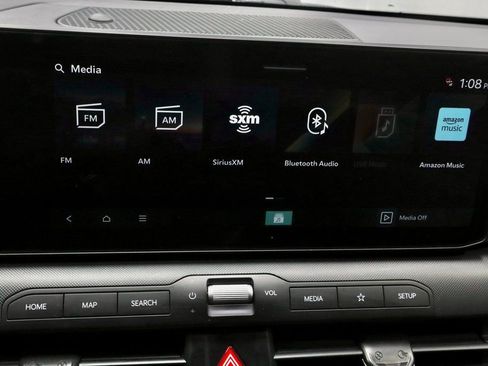 Used 2025 Kia K4 LXS image 3