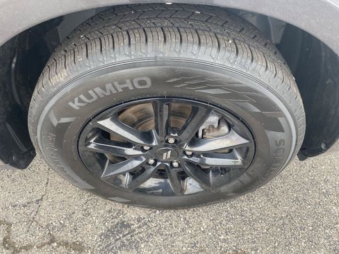Used 2020 Dodge Journey SE w/ Blacktop Package FWD image 40